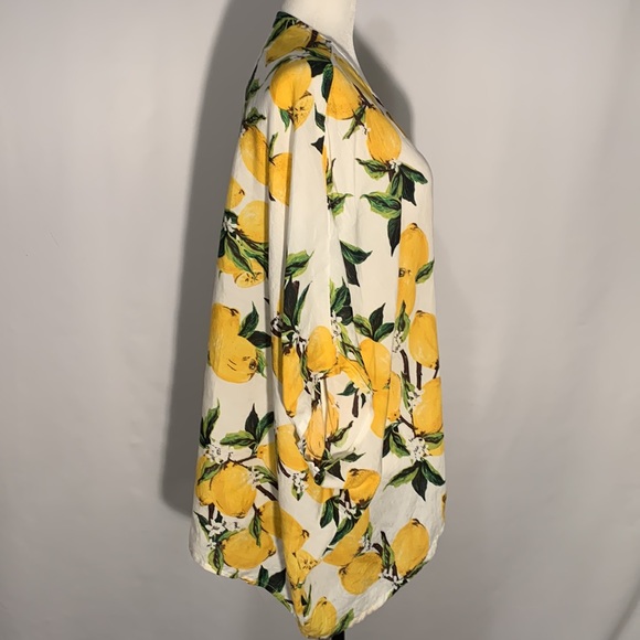 Lemon Print Size S-M Beach Coverup - Picture 8 of 10
